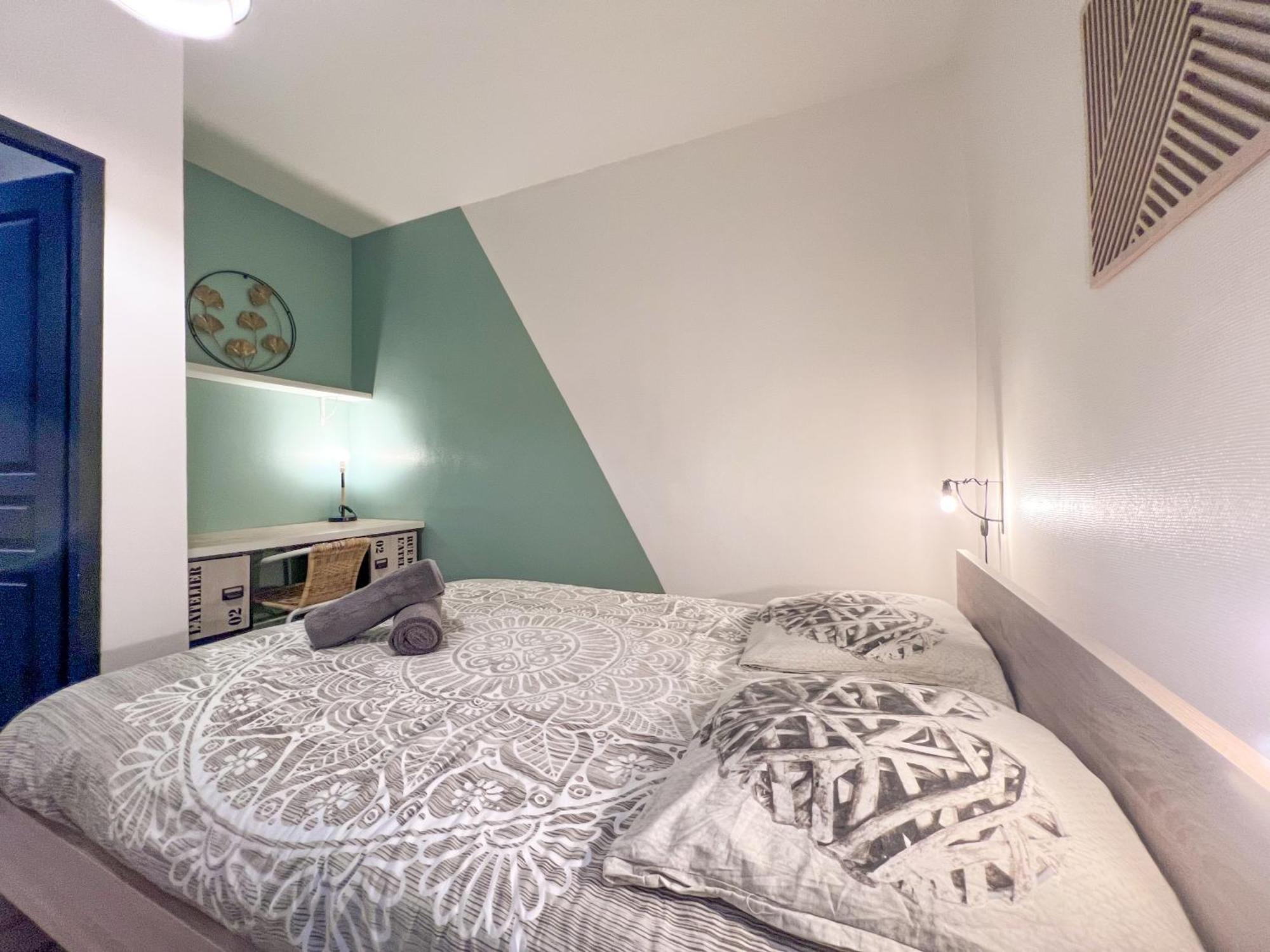 Le Montaigne - Wifi Fibre- Coeur Du Centre Ville-Property Rental Nm 佩里格 外观 照片